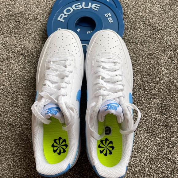 SIZE 10.5 - NIKE COURT VISION NEXT NATURE LOW WHITE UNIVERSITY BLUE - WOMENS - Picture 8 of 8